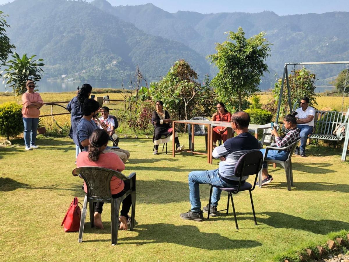 Hotel Waterside Pokhara Exterior foto